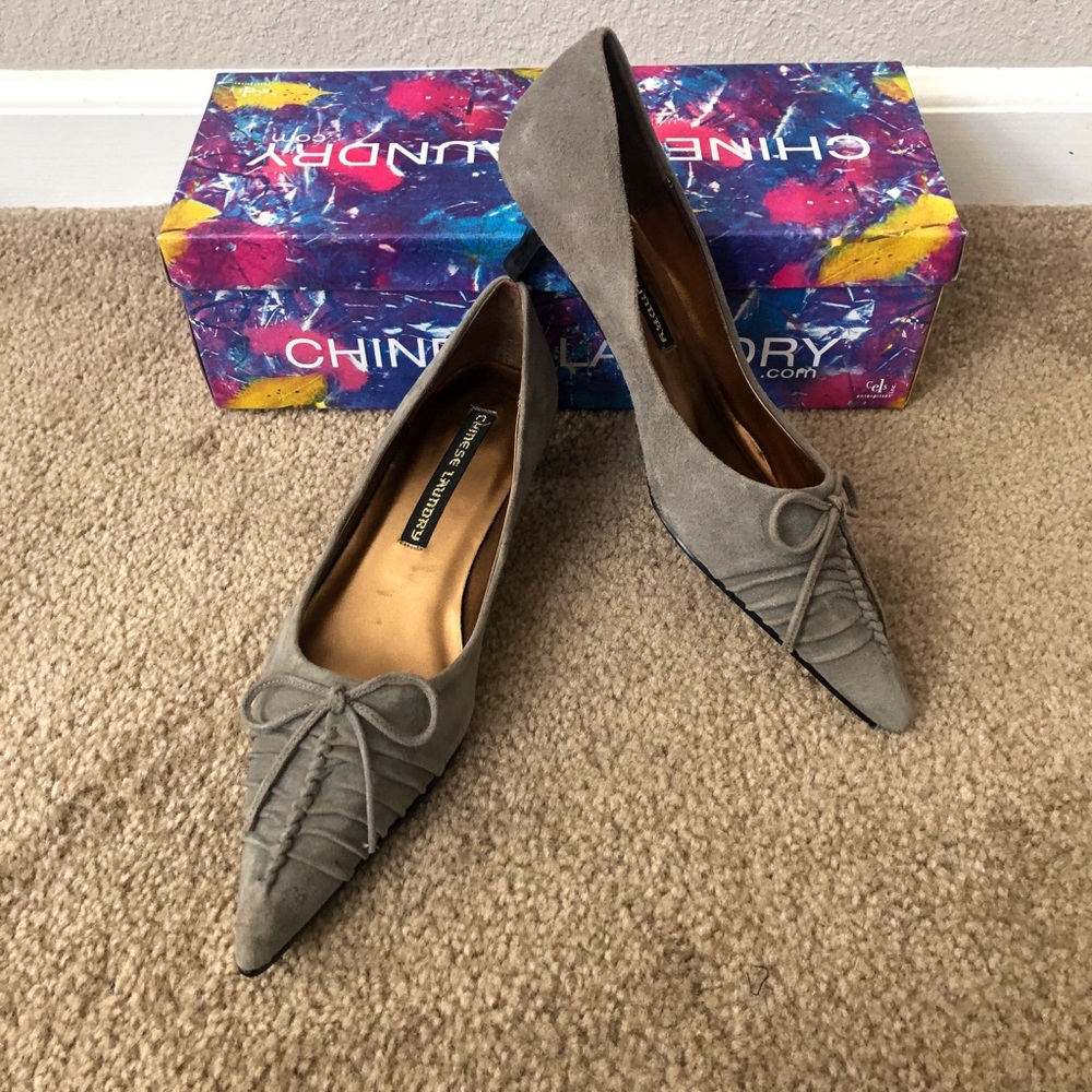 Chinese Laundry Gentle Bow Grey Suede Kitten Heel